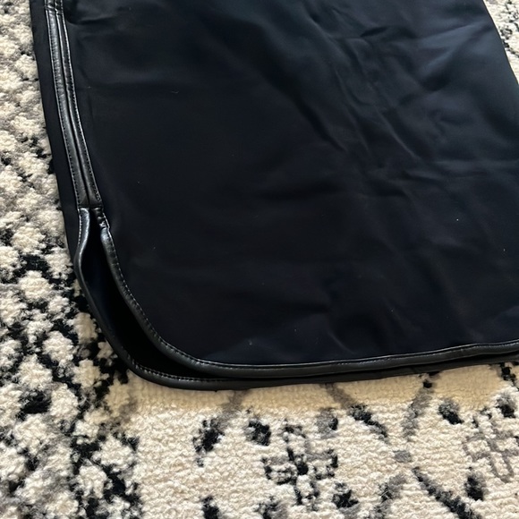 Ann Taylor Loft Black Skirt 00 NWT - Picture 2 of 12